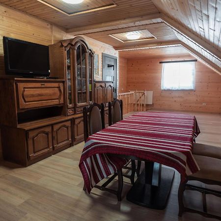 Гостьовий Дім "У Ані" Yablunytsya Extérieur photo